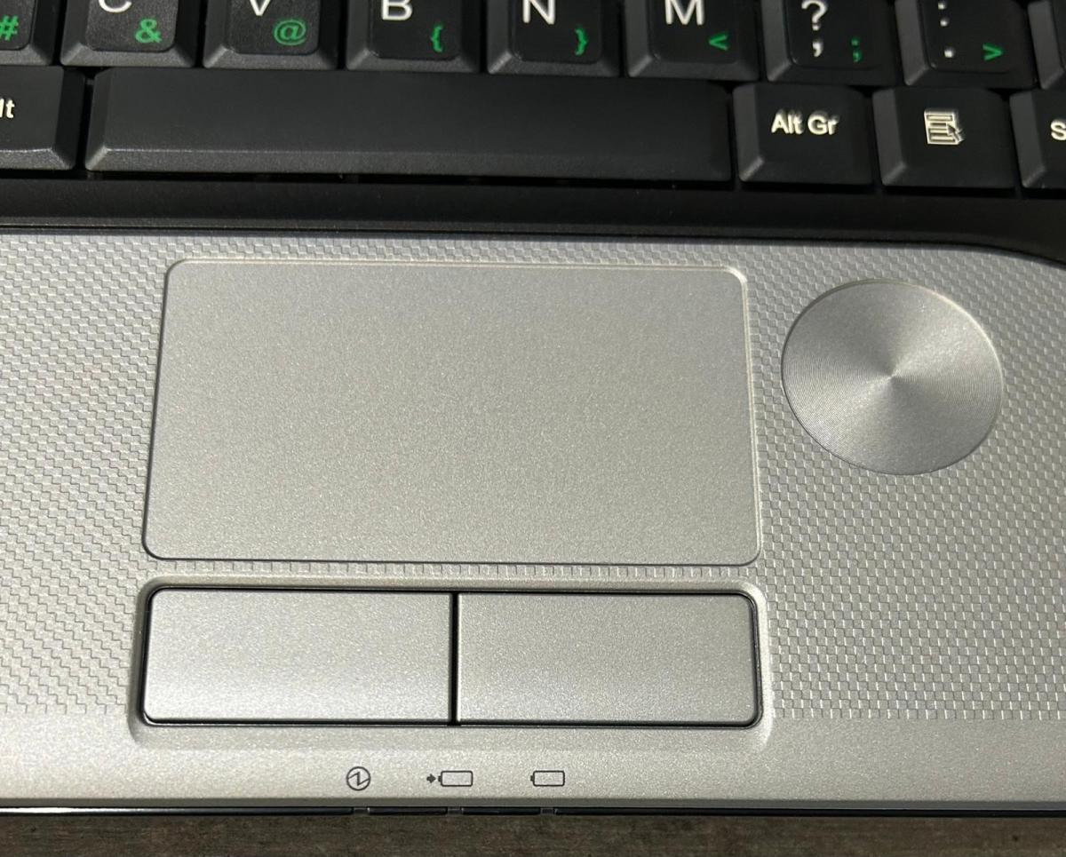 Fujitsu Lifebook P702